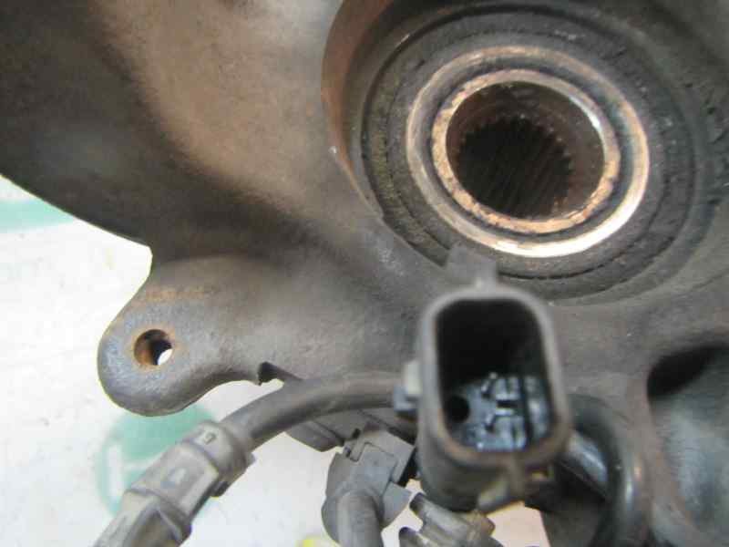 Recambio de mangueta delantera izquierda para renault megane iii berlina 5 p business referencia OEM IAM 400154705R  