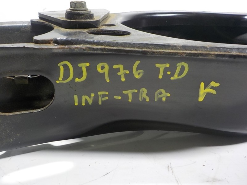 Recambio de brazo suspension inferior trasero derecho para toyota rav4 hybrid fwd referencia OEM IAM 4873042060  