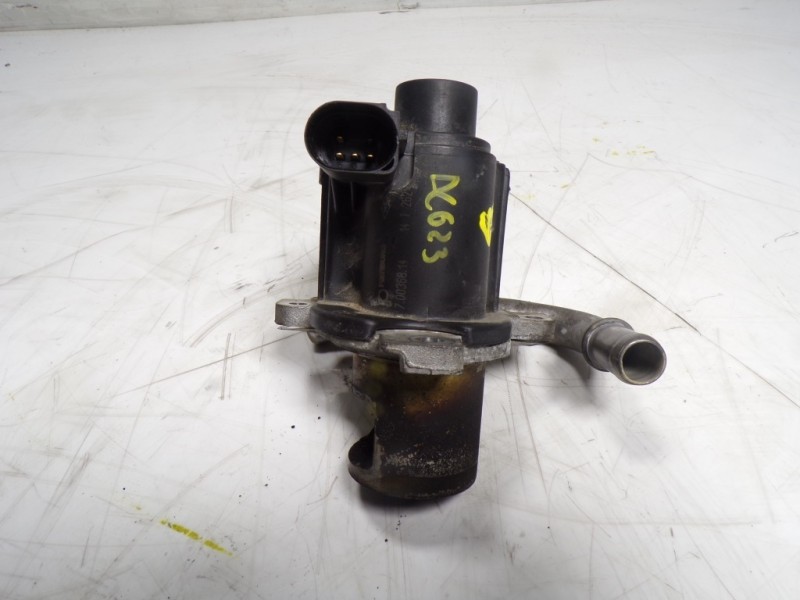Recambio de valvula egr para dacia duster 1.5 dci diesel fap cat referencia OEM IAM 8200846454 7262403372 