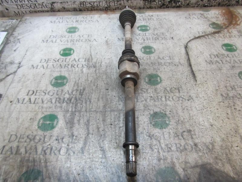 Recambio de transmision derecha para renault megane ii classic berlina 1.9 dci diesel referencia OEM IAM   