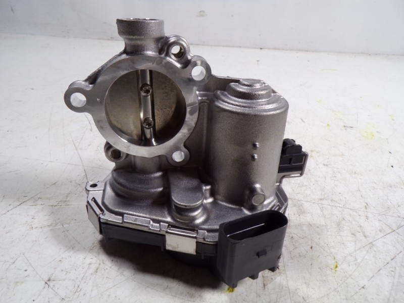 Recambio de caja mariposa para seat leon (kl1) 2.0 tdi referencia OEM IAM 05L131501C 05L131501C A2C12987700