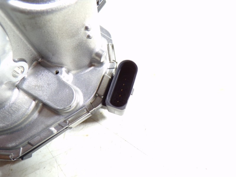 Recambio de caja mariposa para seat leon (kl1) 2.0 tdi referencia OEM IAM 05L131501C 05L131501C A2C12987700