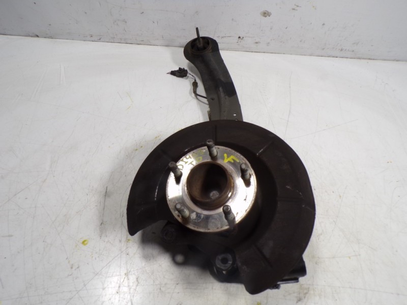 Recambio de mangueta trasera derecha para ford focus lim. 1.6 tdci cat referencia OEM IAM 1780076  