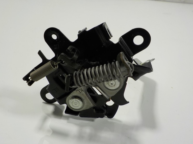 Recambio de cerradura capot para toyota rav4 hybrid fwd referencia OEM IAM 5351042120  