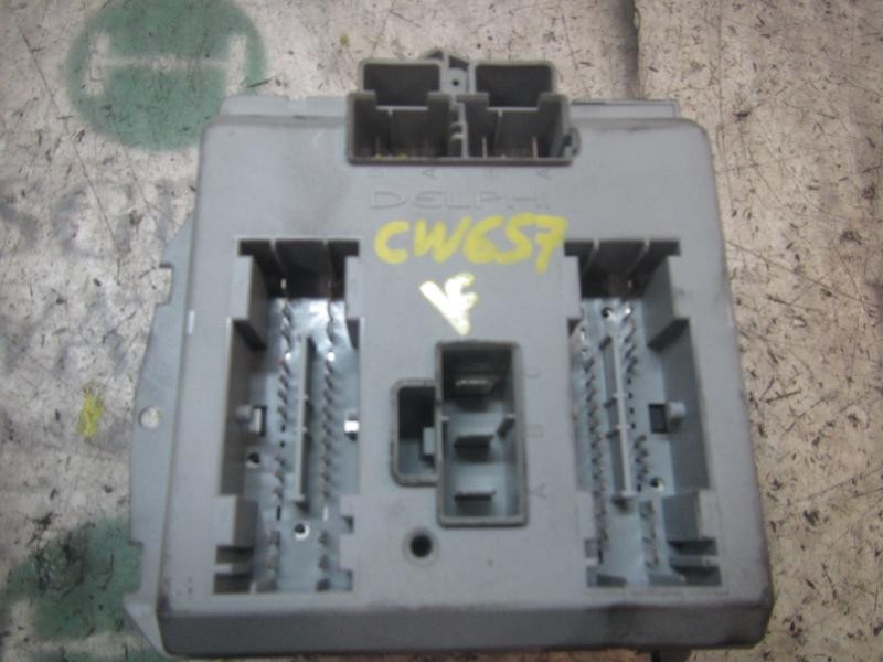 Recambio de caja reles / fusibles para fiat doblo (119) 1.9 d sx referencia OEM IAM   