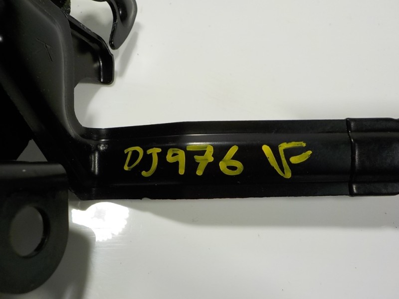 Recambio de cerradura capot para toyota rav4 hybrid fwd referencia OEM IAM 5351042120  