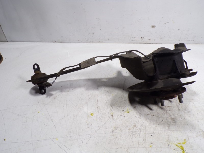 Recambio de mangueta trasera izquierda para ford focus lim. 1.6 tdci cat referencia OEM IAM 1780077  