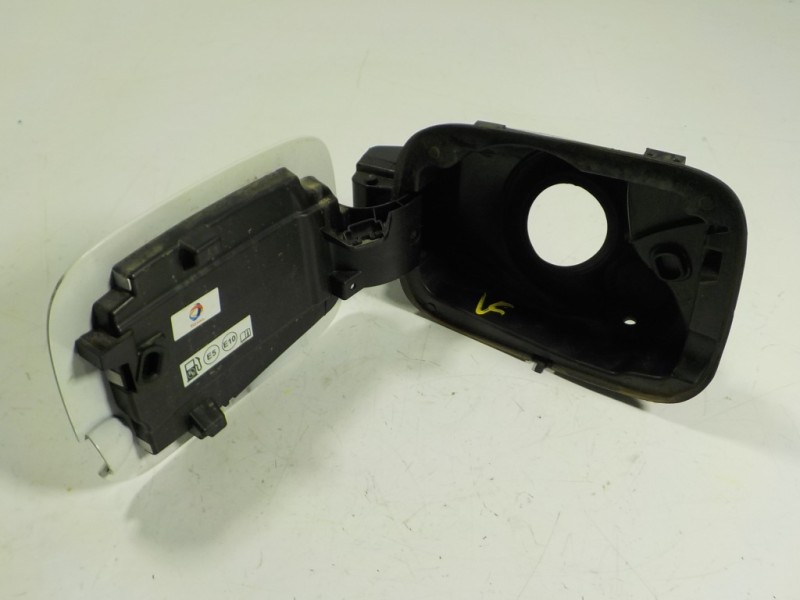 Recambio de tapa combustible para citroën c3 1.2 12v e-thp / puretech referencia OEM IAM 9812083180  