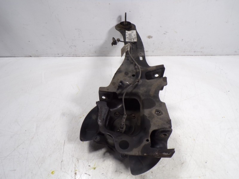 Recambio de mangueta trasera izquierda para ford focus lim. 1.6 tdci cat referencia OEM IAM 1780077  