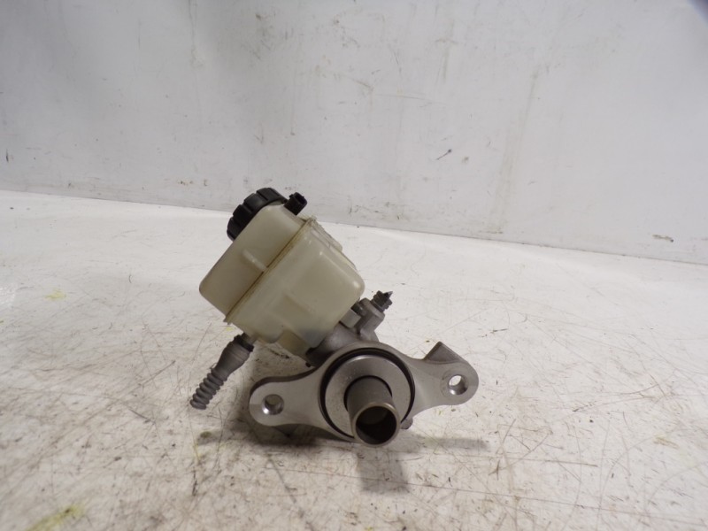 Recambio de bomba freno para renault clio iv grandtour 1.5 dci diesel fap referencia OEM IAM   