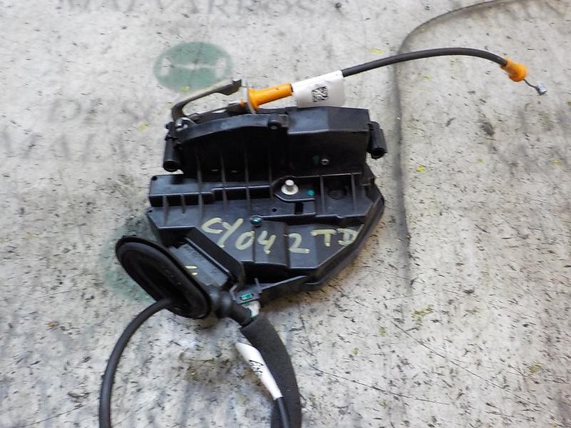 Recambio de cerradura puerta trasera derecha para ford ecosport trend referencia OEM IAM 2173061  