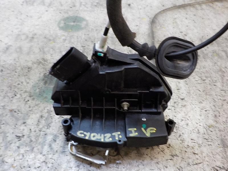 Recambio de cerradura puerta trasera izquierda para ford ecosport trend referencia OEM IAM 2021411  