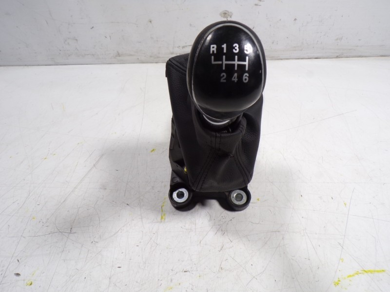 Recambio de palanca cambio para ford focus lim. 1.6 tdci cat referencia OEM IAM 2121192  