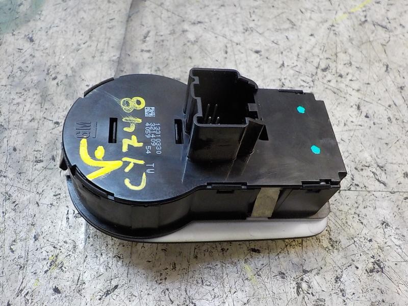 Recambio de mando luces para opel corsa d 1.3 16v cdti referencia OEM IAM   