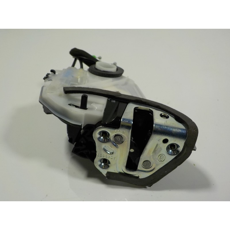 Recambio de cerradura puerta trasera derecha para toyota rav4 hybrid fwd referencia OEM IAM 6905048060 10601103 