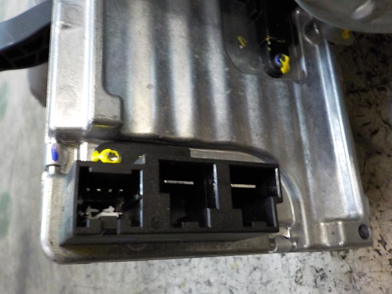 Recambio de columna direccion para ford ecosport trend referencia OEM IAM 2113304  