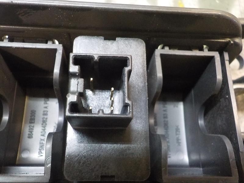 Recambio de modulo electronico para nissan nv 200 (m20) 1.5 dci cat referencia OEM IAM 25210BJ00A  