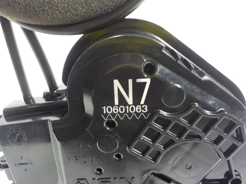 Recambio de cerradura puerta trasera izquierda para toyota rav4 hybrid fwd referencia OEM IAM 6906048060 10601063 