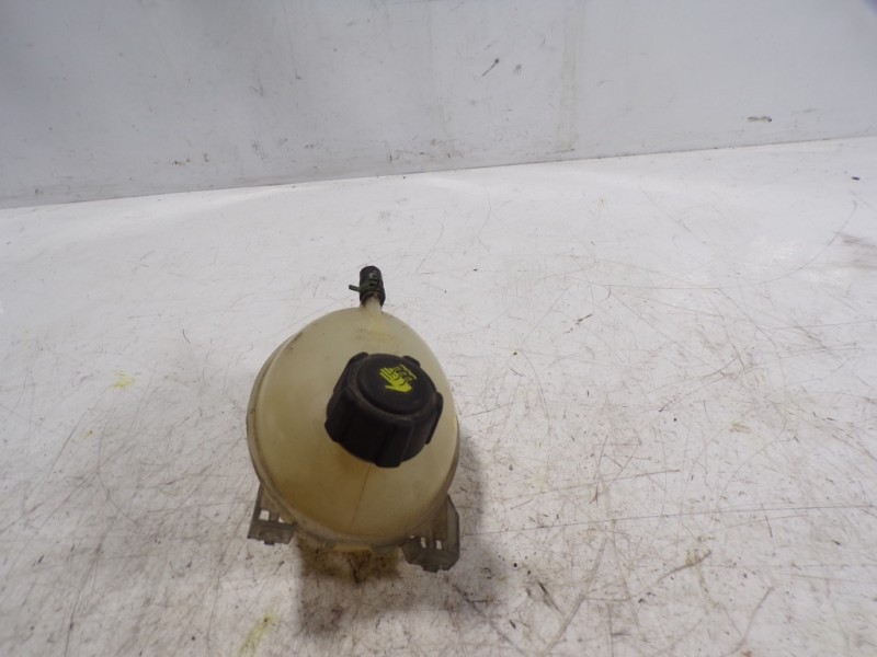 Recambio de deposito expansion para renault clio iv grandtour 1.5 dci diesel fap referencia OEM IAM   