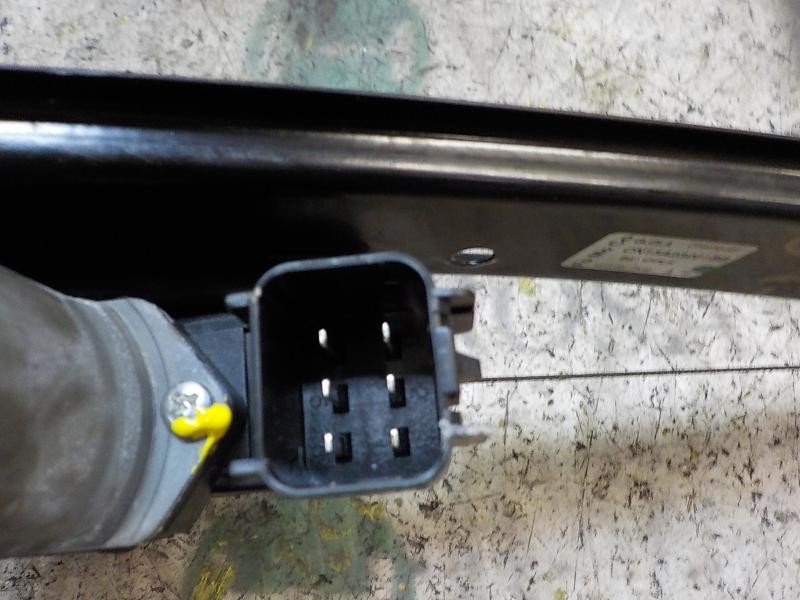 Recambio de elevalunas delantero izquierdo para ford ecosport trend referencia OEM IAM 2017517  