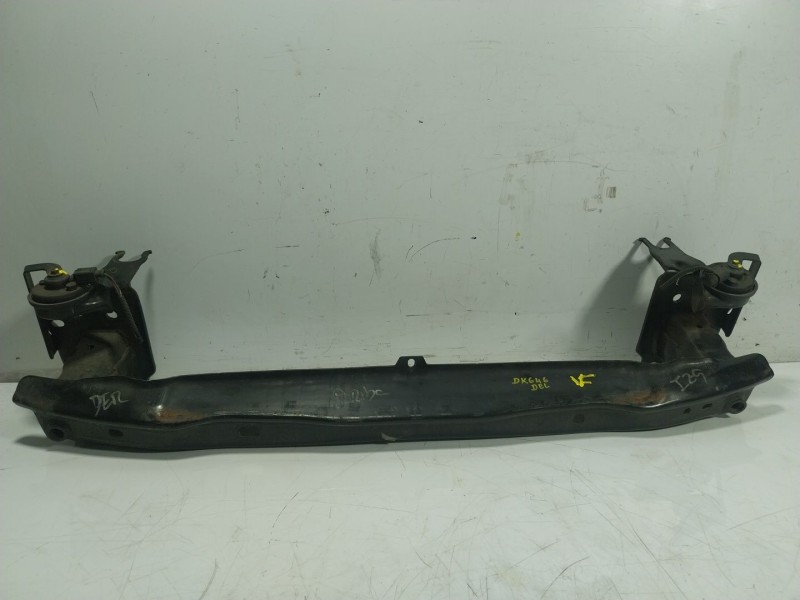 Recambio de refuerzo paragolpes delantero para volkswagen touareg (7la) tdi v10 referencia OEM IAM 7L0807109E  