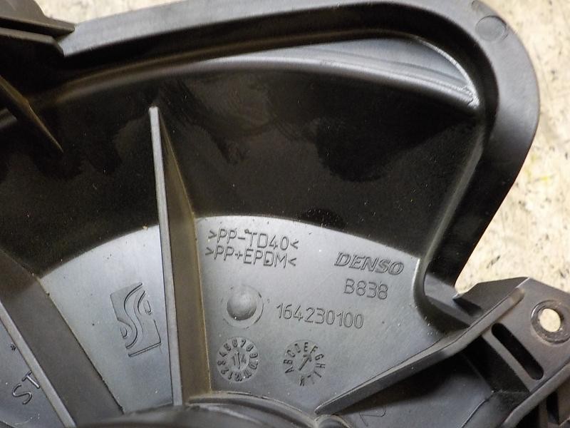 Recambio de motor calefaccion para opel corsa d 1.3 16v cdti referencia OEM IAM   