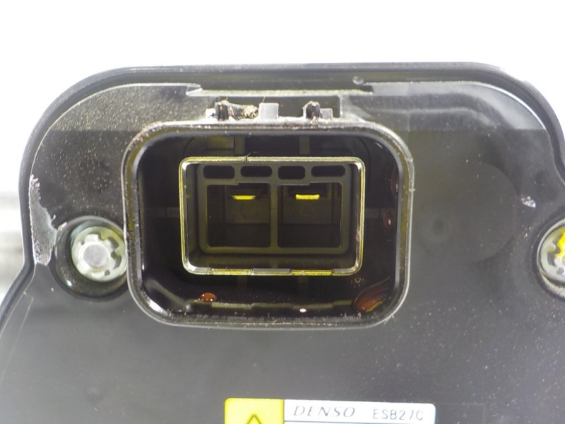 Recambio de compresor aire acondicionado para toyota rav4 hybrid fwd referencia OEM IAM 8837033051 0424001103 