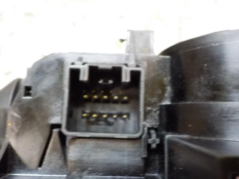 Recambio de mando intermitentes para ford ecosport trend referencia OEM IAM 1682336 CN1513N064BB 