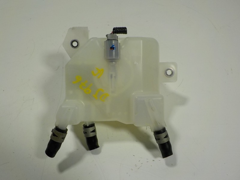 Recambio de deposito servo para toyota rav4 hybrid fwd referencia OEM IAM   