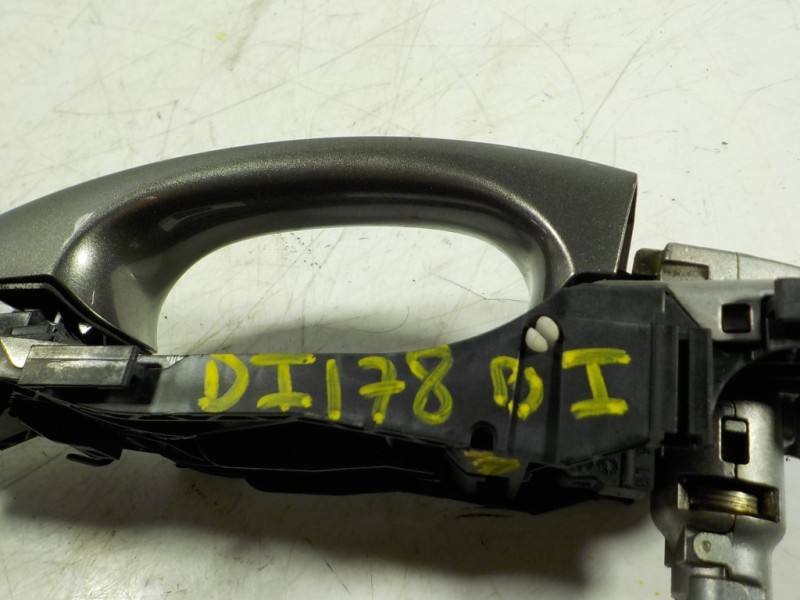 Recambio de maneta exterior delantera izquierda para seat leon (5f1) 1.2 tsi referencia OEM IAM 5G0837205NGRU  