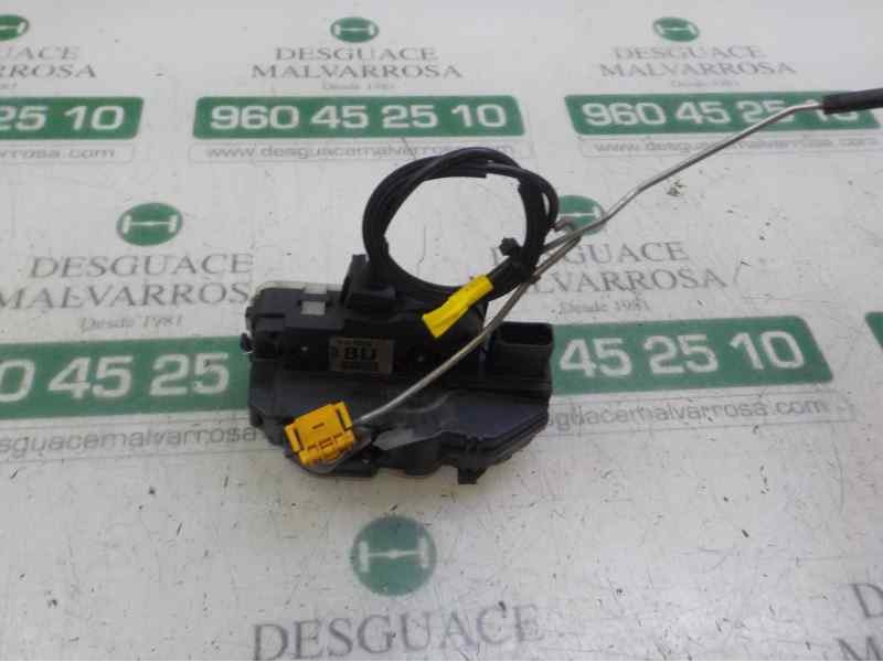 Recambio de cerradura puerta trasera izquierda para opel astra j sports tourer excellence referencia OEM IAM 13503787 13579555 