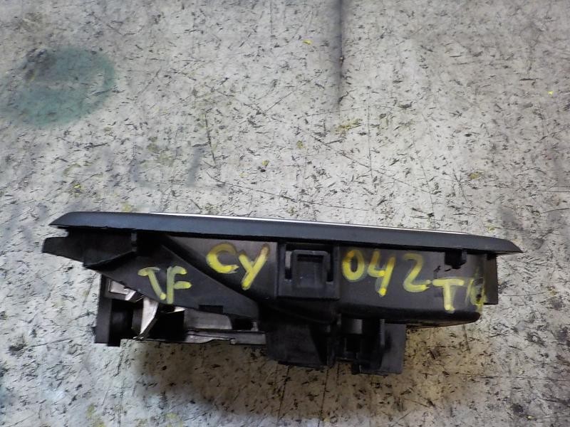Recambio de maneta interior trasera derecha para ford ecosport trend referencia OEM IAM 1835963  