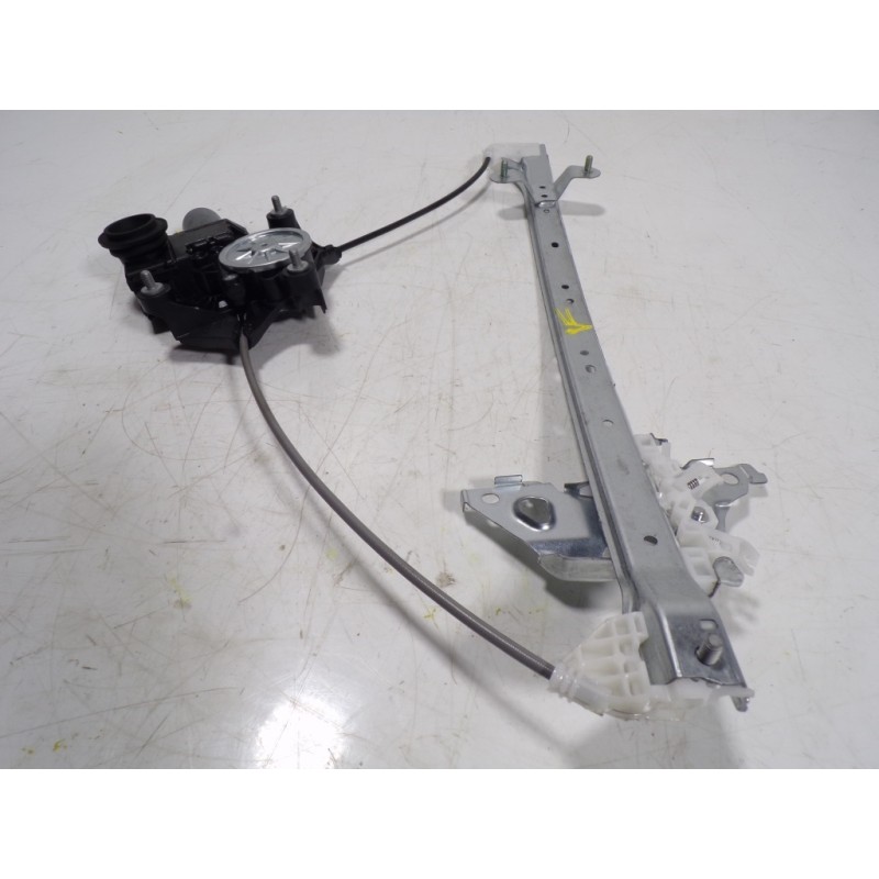 Recambio de elevalunas trasero derecho para toyota rav4 hybrid fwd referencia OEM IAM 6980342062 8571042150 