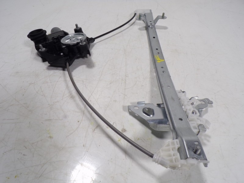 Recambio de elevalunas trasero derecho para toyota rav4 hybrid fwd referencia OEM IAM 6980342062 8571042150 