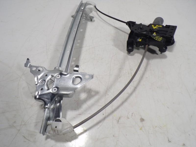 Recambio de elevalunas trasero derecho para toyota rav4 hybrid fwd referencia OEM IAM 6980342062 8571042150 