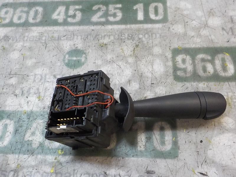 Recambio de mando limpia para dacia lodgy 1.5 dci diesel fap cat referencia OEM IAM 8201168008  