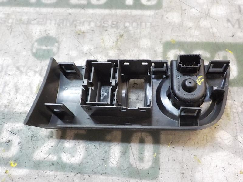 Recambio de mando retrovisor para dacia lodgy 1.5 dci diesel fap cat referencia OEM IAM 255704649R  