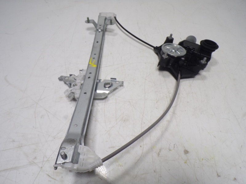 Recambio de elevalunas trasero izquierdo para toyota rav4 hybrid fwd referencia OEM IAM 6980442062 8572042140 