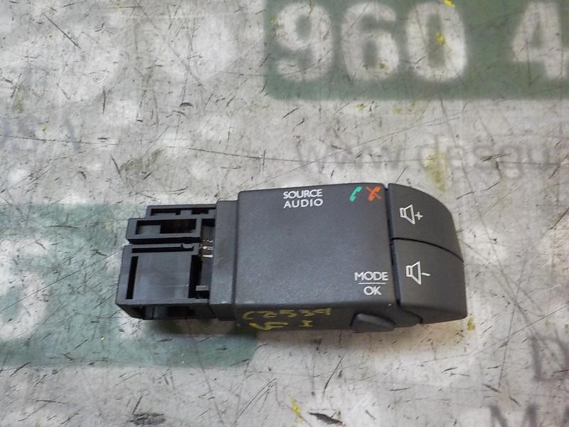 Recambio de modulo electronico para dacia lodgy 1.5 dci diesel fap cat referencia OEM IAM 255522448R  