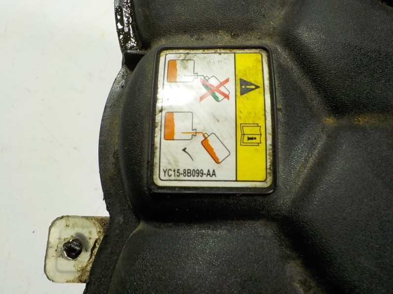 Recambio de deposito expansion para jaguar f-pace 3.0 v6 diesel cat referencia OEM IAM GX738A080AC YC158B099AA 