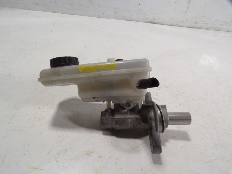 Recambio de bomba freno para nissan nv250 kastenwagen 1.5 dci cat referencia OEM IAM 460117576R  