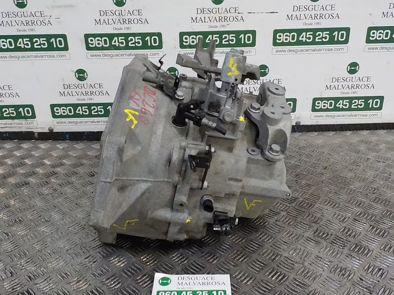 Recambio de caja cambios para opel insignia sports tourer 2.0 16v cdti referencia OEM IAM 55564679 F40 