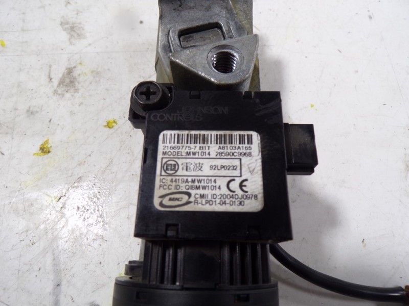 Recambio de antirrobo para nissan x-trail (t31) 2.0 dci turbodiesel cat referencia OEM IAM D8700CF51B 28590C9968 