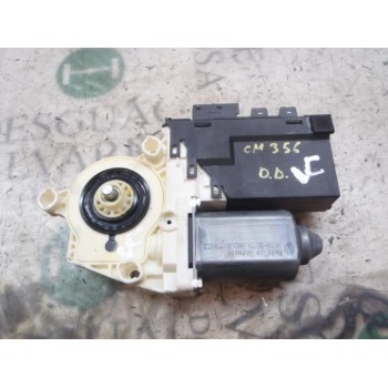 MOTOR ELEVALUNAS DELANTERO DERECHO 