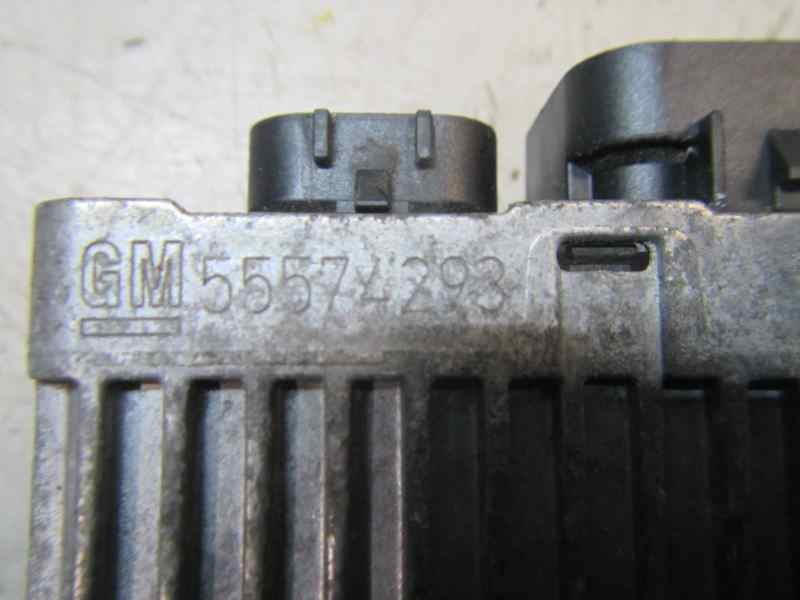 Recambio de caja precalentamiento para opel insignia sports tourer 2.0 16v cdti referencia OEM IAM 55572812 55574293 