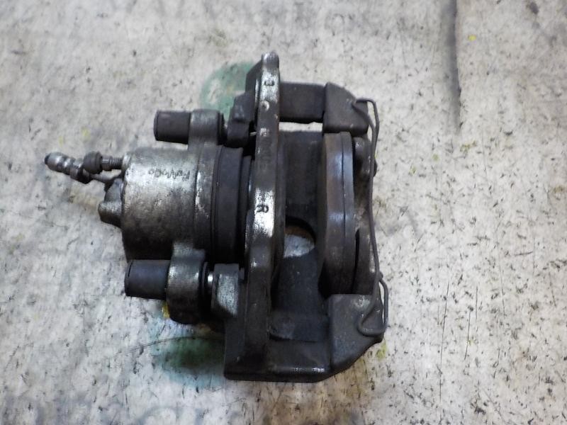 Recambio de pinza freno delantera derecha para ford ecosport trend referencia OEM IAM 1802059  