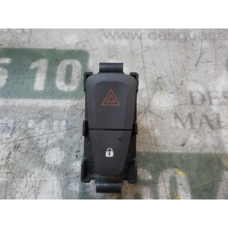 Recambio de warning para dacia lodgy 1.5 dci diesel fap cat referencia OEM IAM 252905668R  