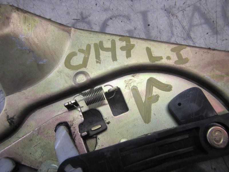 Recambio de cerradura puerta lateral izquierda para kia carnival ii 2.9 crdi cat referencia OEM IAM   