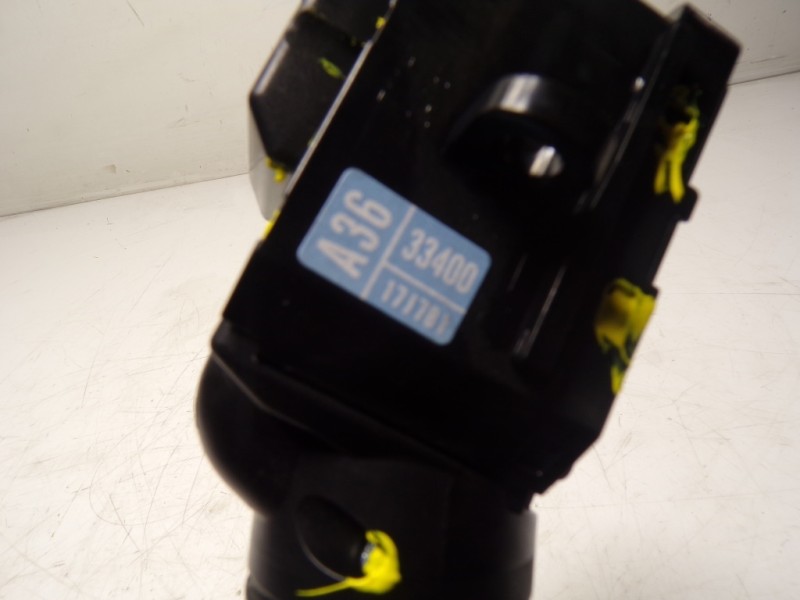 Recambio de mando luces para toyota rav4 hybrid fwd referencia OEM IAM 8432933090 171781 