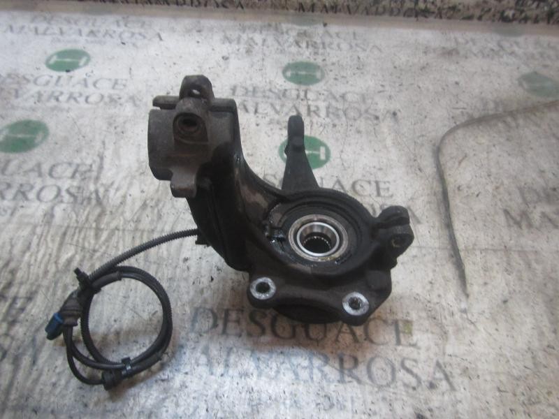 Recambio de mangueta delantera derecha para peugeot 207 xs pack referencia OEM IAM 364790  